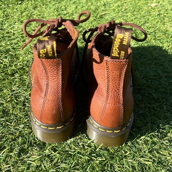 NWT DR MARTENS 101 Ambassador Leather Ankle Boots! - Picture 10 of 14